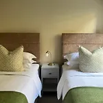 Luxury 2 Bed Flat In Prime Chelsea Location