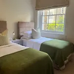 Luxury 2 Bed Flat In Prime Chelsea Location
