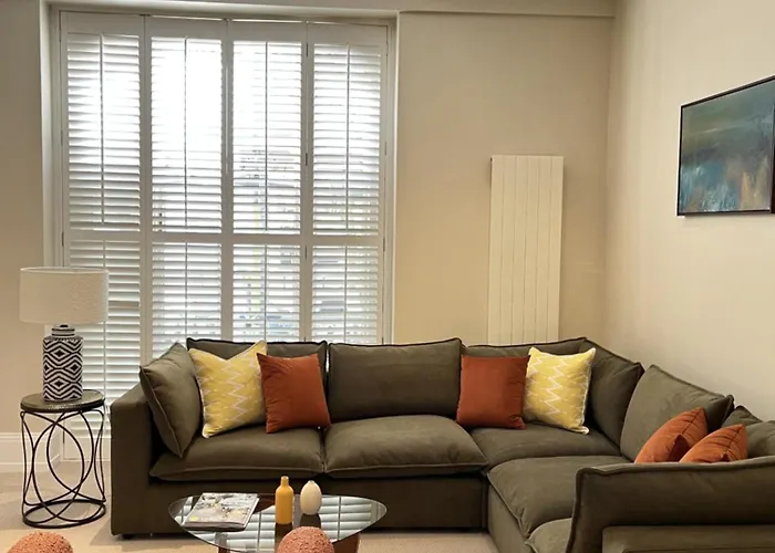 Luxury 2 Bed Flat In Prime Chelsea Location
