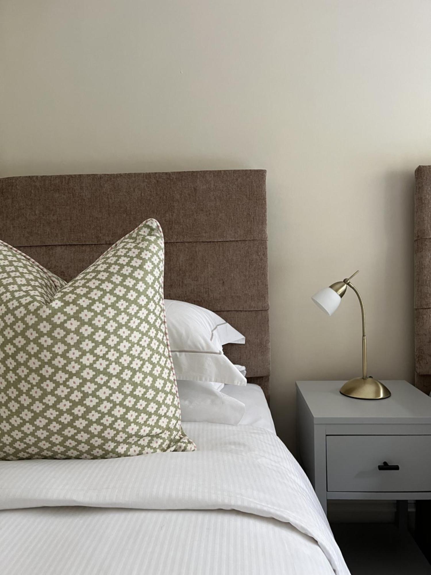 Luxury 2 Bed Flat In Prime Chelsea Location
